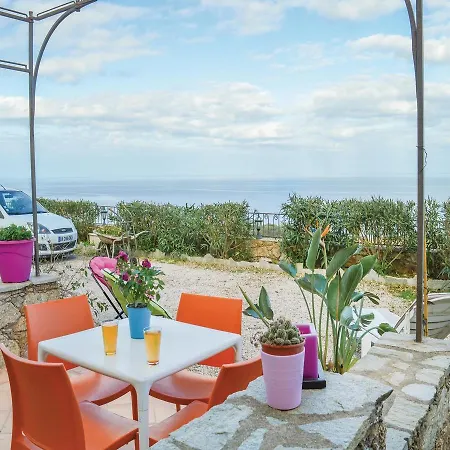 One-bedroom In * Corbara